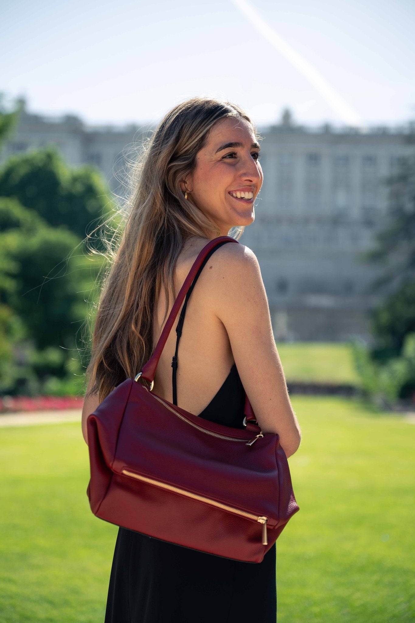 Bess: Guinda - Morello Cherry - Bess MadridBOLSO