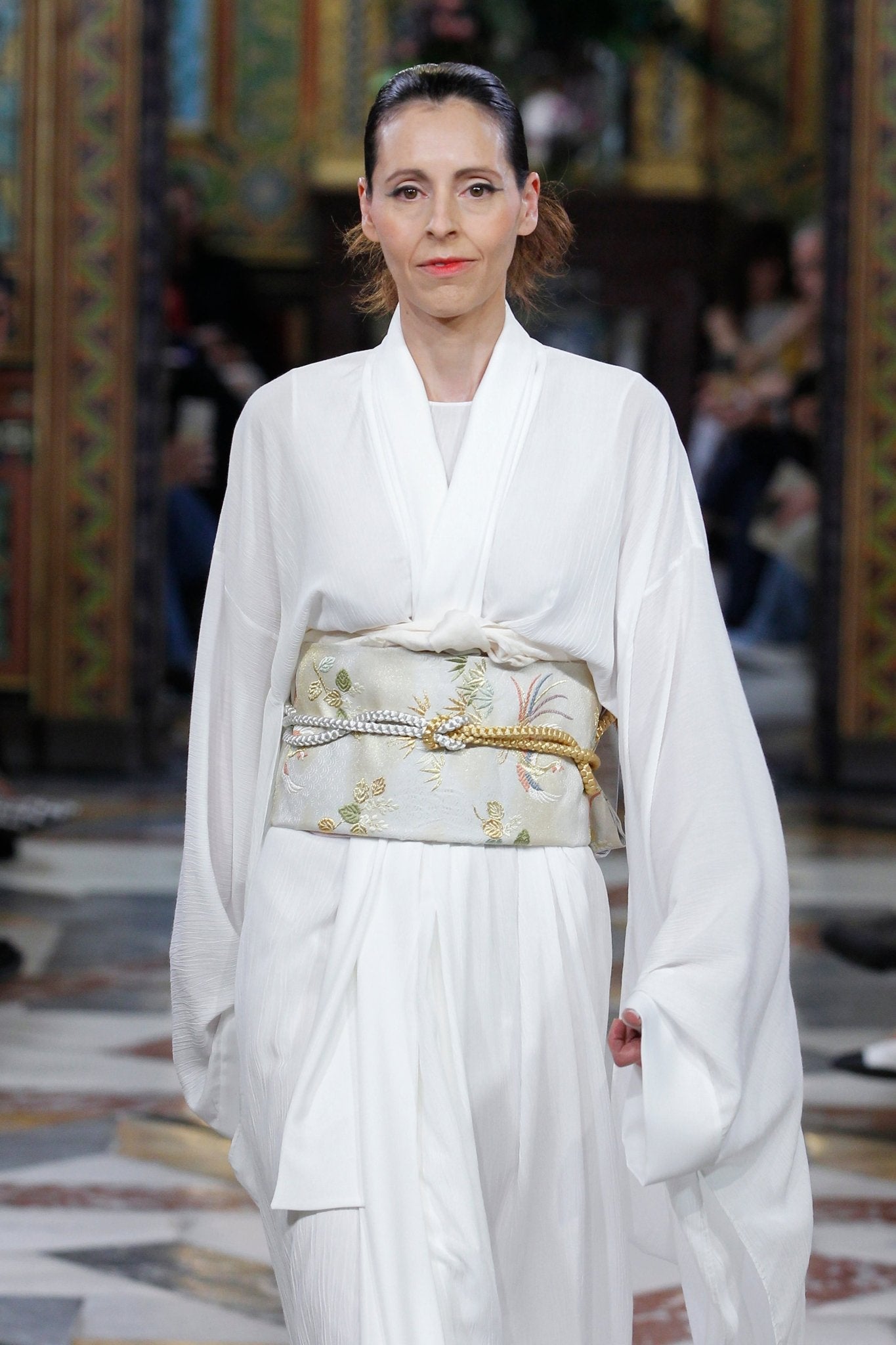 "El crisantemo blanco" - Bess MadridKIMONO