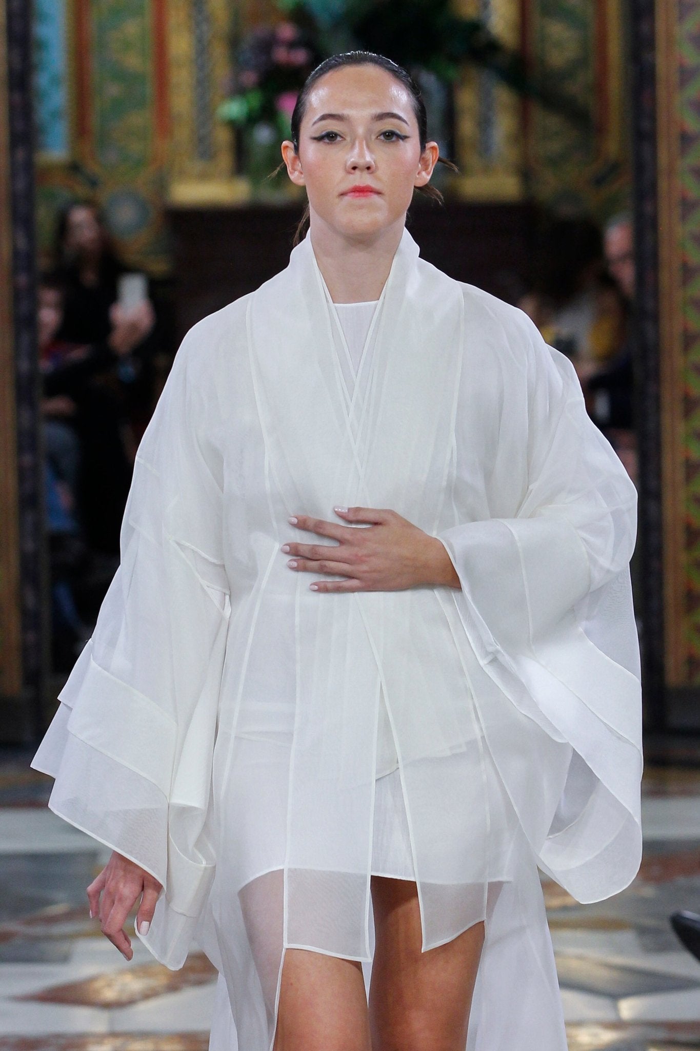 “El crisantemo” - Bess MadridKIMONO