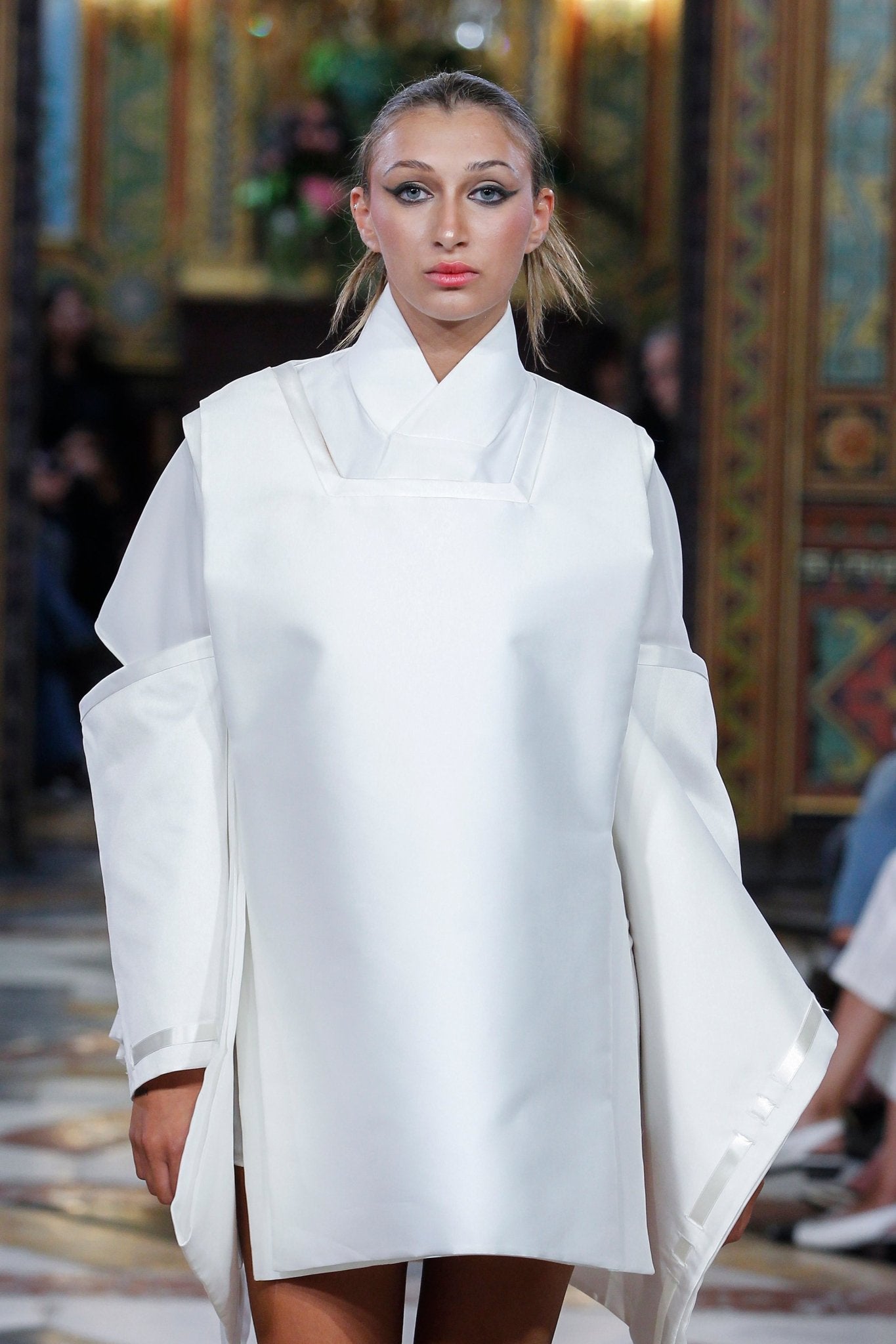 “Minamoto Itaru” - Bess MadridKIMONO